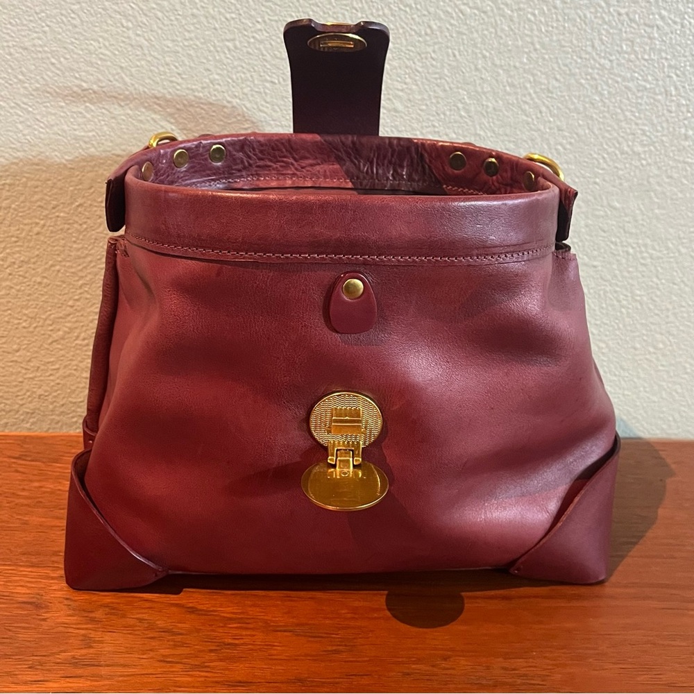 Old Trend “Modern Vintage” Leather Crossbody Mini Doctor Bag - Handmade - Picture 9 of 16